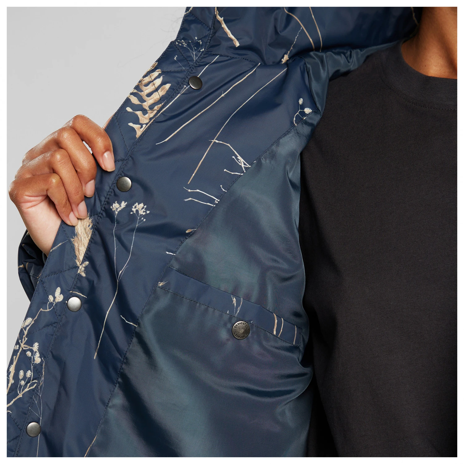 DEDICATED Women's Puffer Jacket Haparanda - Mantel 6 DEDICATED Women's Puffer Jacket Haparanda - Mantel – Bild 6